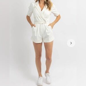 Day and Moon - Beige Romper Size M